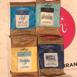 Perfectly Posh bath salts